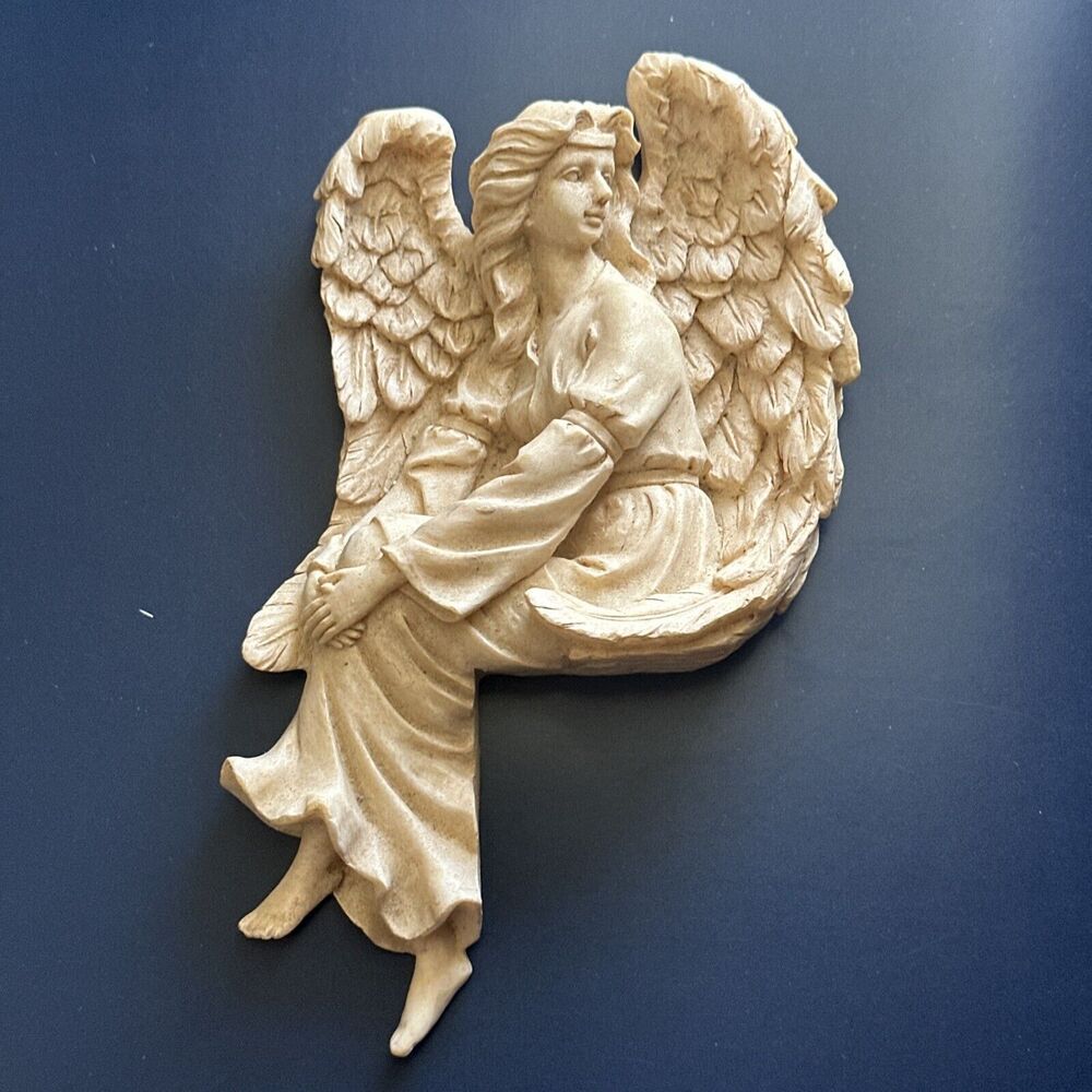 2001-MSR Imports Inc Beige  Mantel Sitting Angel Figurine  7”x 3”